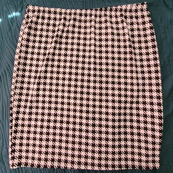 CKW Women Dresses & Skirts - Houndstooth Skirt